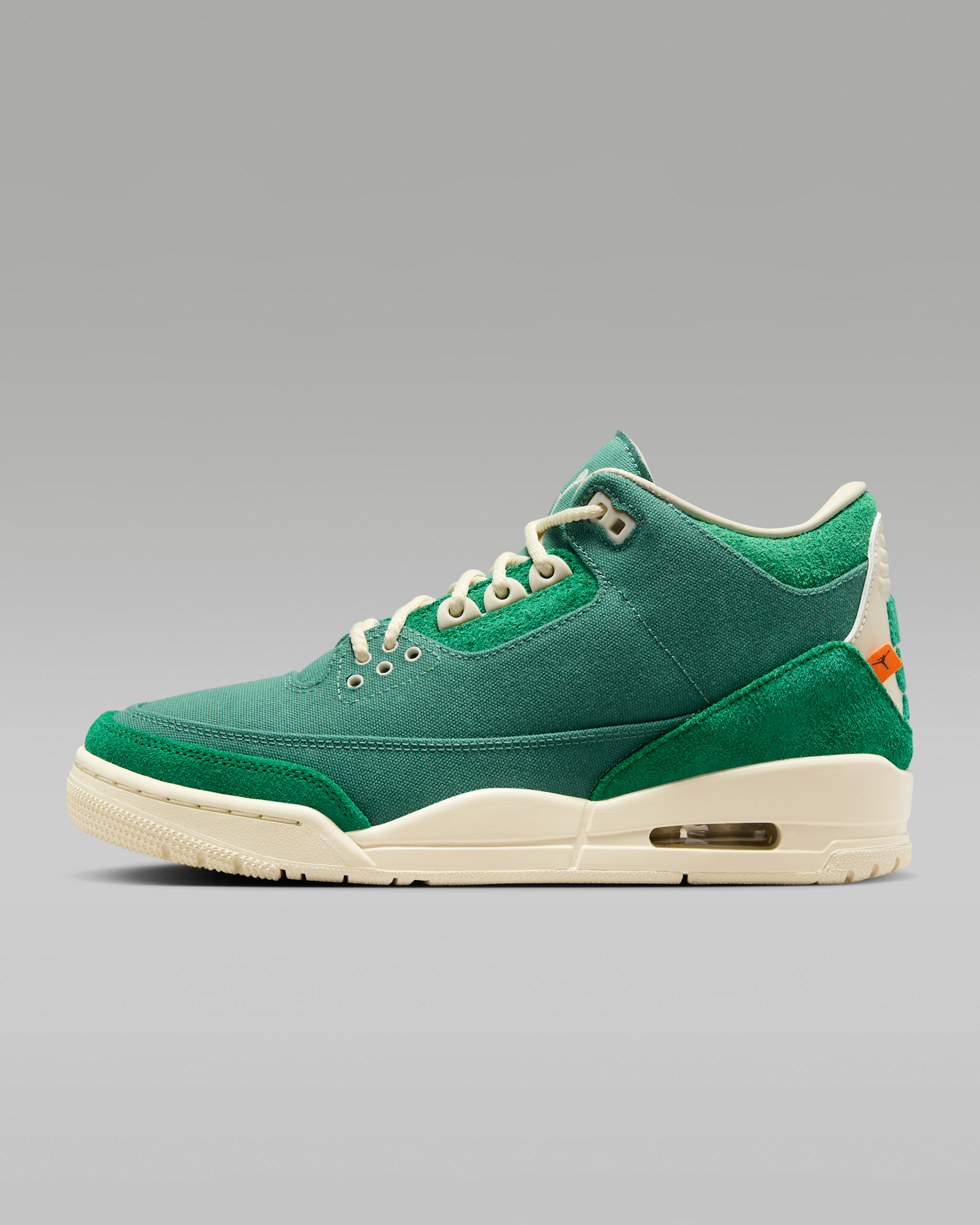 ニーナ・シャネル・アブニー　エアジョーダン3 Air Jordan 3 Retro x Nina Chanel Abney Women's Shoes. Nike JP